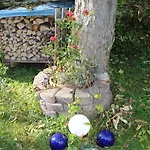 Konukevi Frauenpension Arleta - Women Only 3*