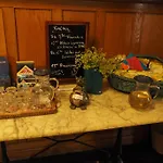 Frauenpension Arleta - Women Only