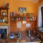 Konukevi Frauenpension Arleta - Women Only 3*