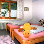 Konukevi Frauenpension Arleta - Women Only 3*