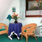 Konukevi Frauenpension Arleta - Women Only Goslar