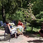 Konukevi Frauenpension Arleta - Women Only 3*