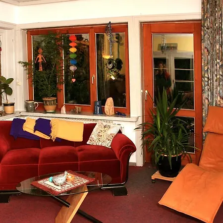 Frauenpension Arleta - Women Only Guest house Goslar