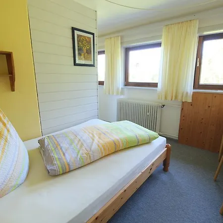 Guest house Frauenpension Arleta - Women Only Goslar