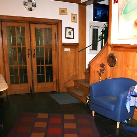 Frauenpension Arleta - Women Only