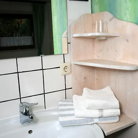 بيت ضيافة Frauenpension Arleta - Women Only