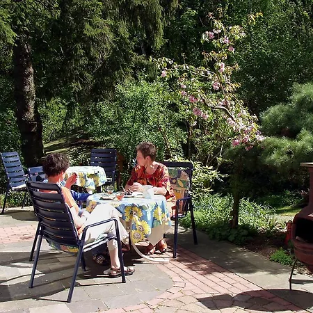 Guest house Frauenpension Arleta - Women Only 3*