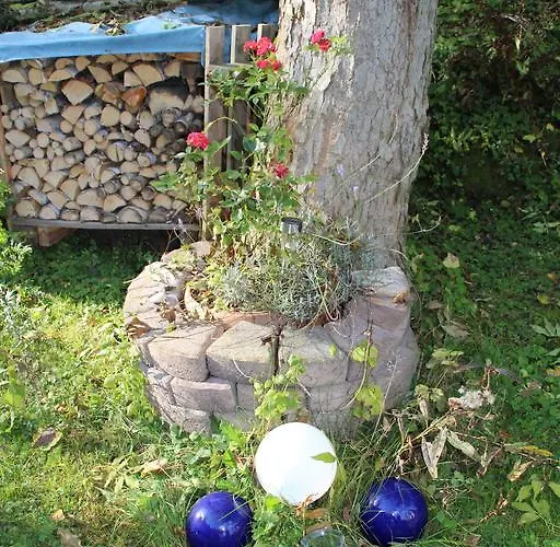 Gasthuis Frauenpension Arleta - Women Only 3*