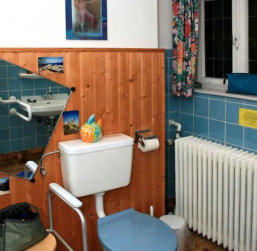 Frauenpension Arleta - Women Only 3*