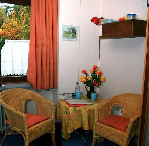 Frauenpension Arleta - Women Only